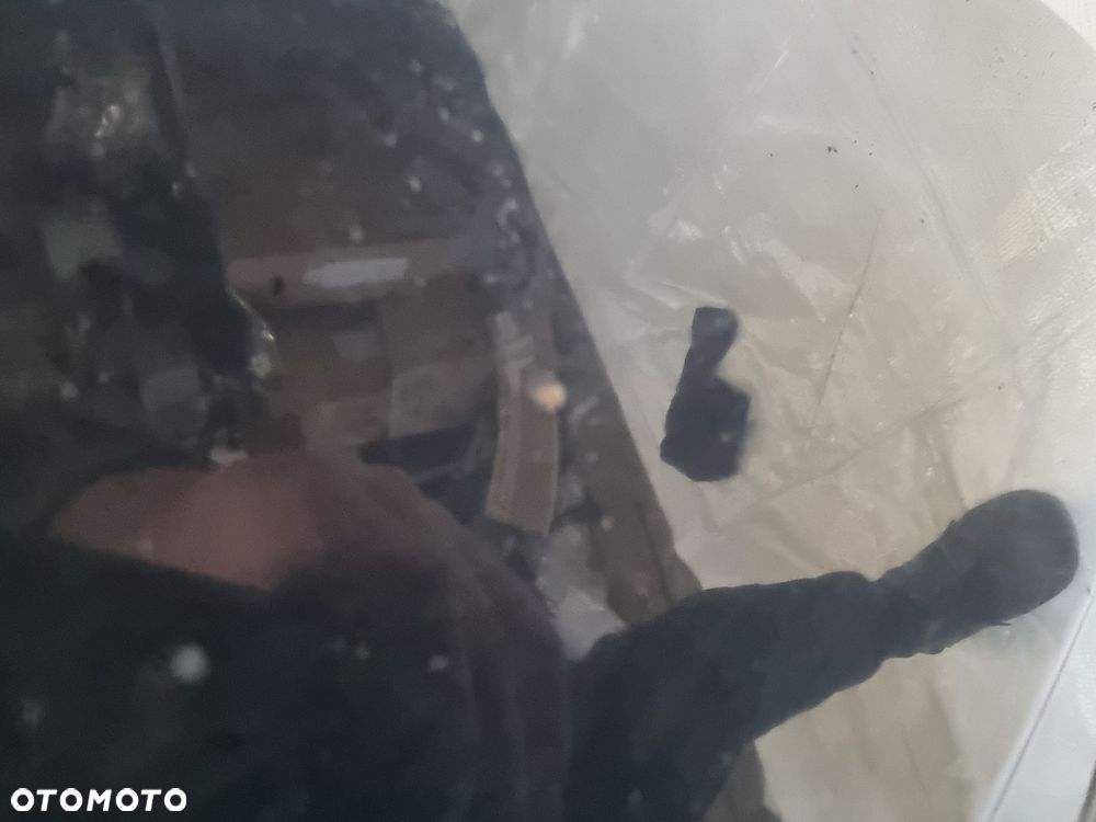 MASKA POKRYWA SILNIK FORD MONDEO MK4 kod lakieru G6 - 7