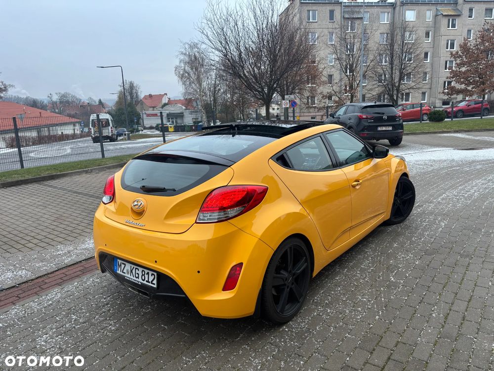 Hyundai Veloster 1.6 Premium - 14