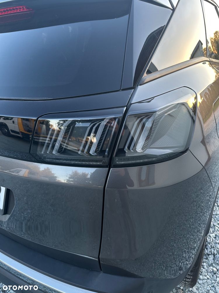 Peugeot 3008 1.2 PureTech Allure Pack S&S EAT8 - 24