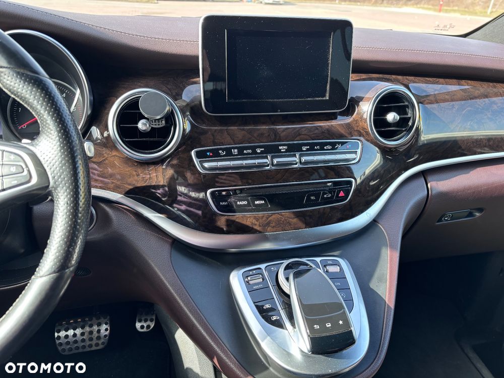 Mercedes-Benz Klasa V 250 (BlueTEC) d Avantgarde 7G-Tronic (d³ugi) - 28