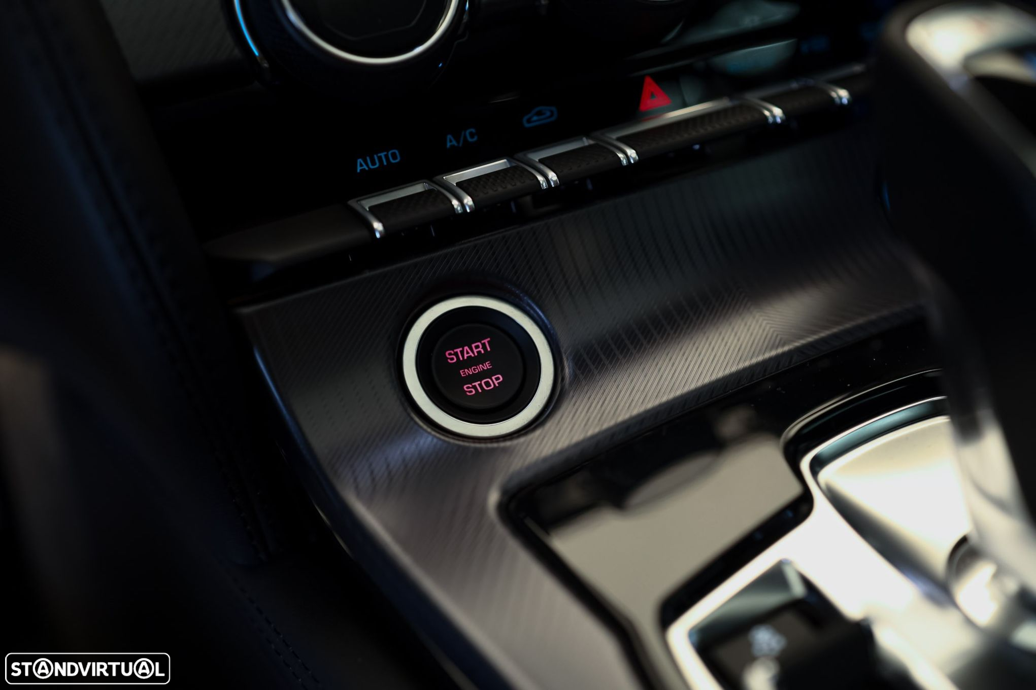 Jaguar F-Type 2.0 i4 R-Dynamic - 17