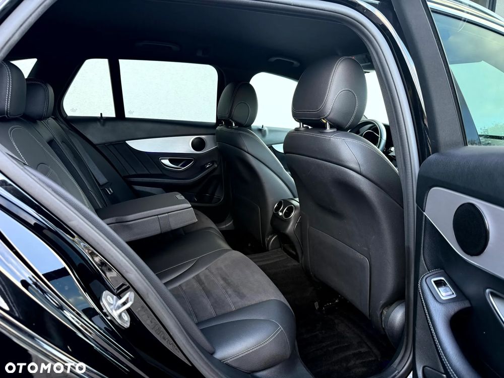 Mercedes-Benz Klasa C 220 d 9G-TRONIC AMG Line - 18