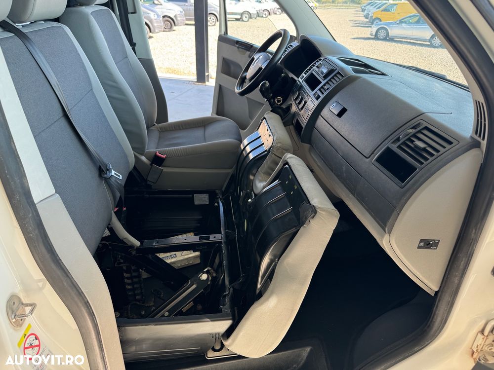 Volkswagen Transporter T5 - 22