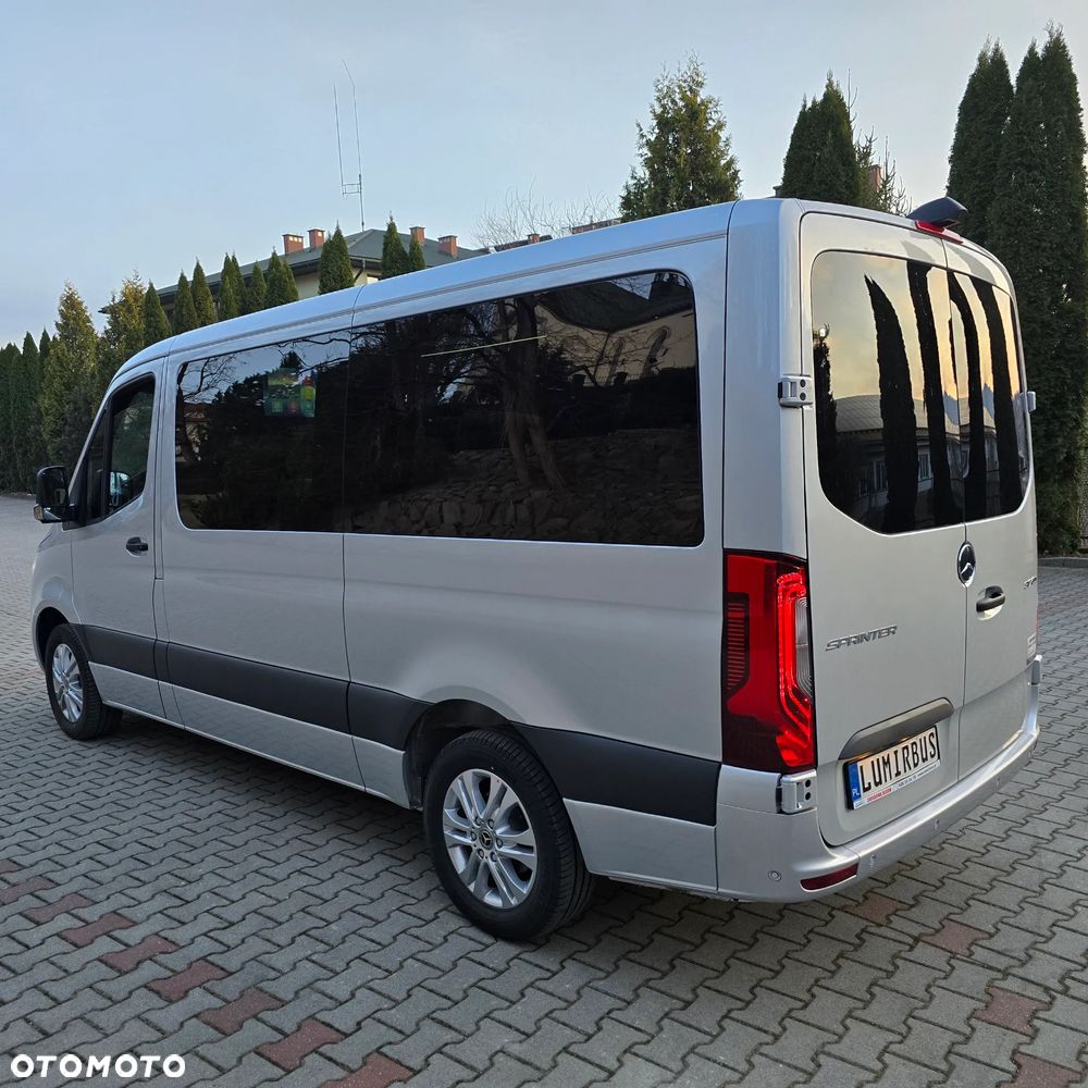Mercedes-Benz Sprinter - 4