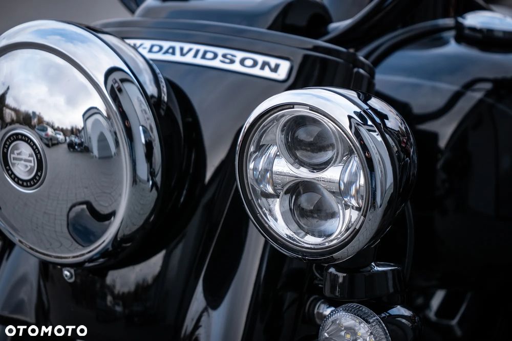 Harley-Davidson Trike Freewheeler - 23