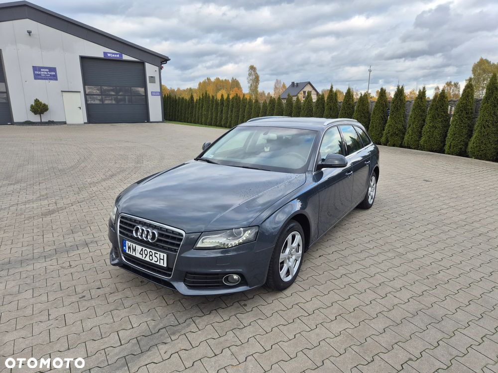 Audi A4 Avant - 1