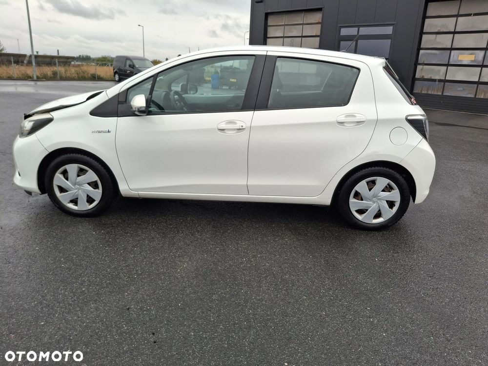 Toyota Yaris - 1