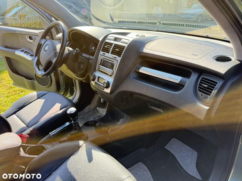 Kia Sportage 2.0 CRDI 4WD Champ - 11