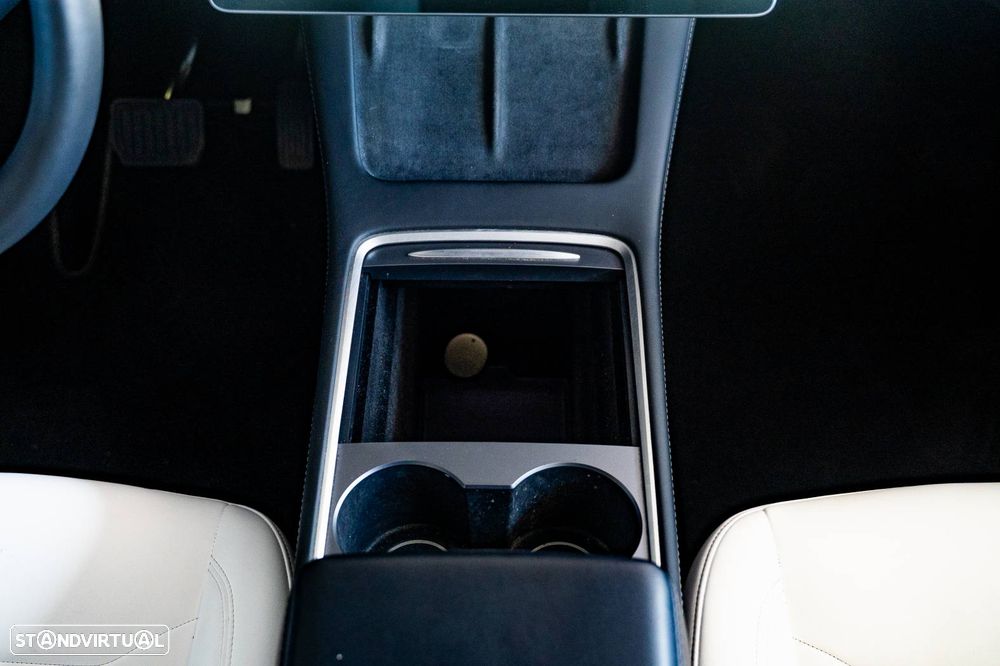 Tesla Model Y Long Range Tração Integral - 15