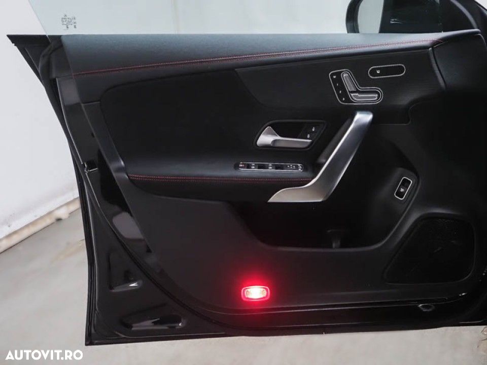Mercedes-Benz CLA 180 - 10