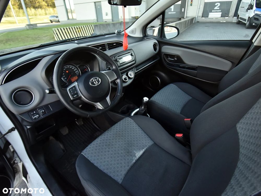 Toyota Yaris 1.0 Active EU6 - 27