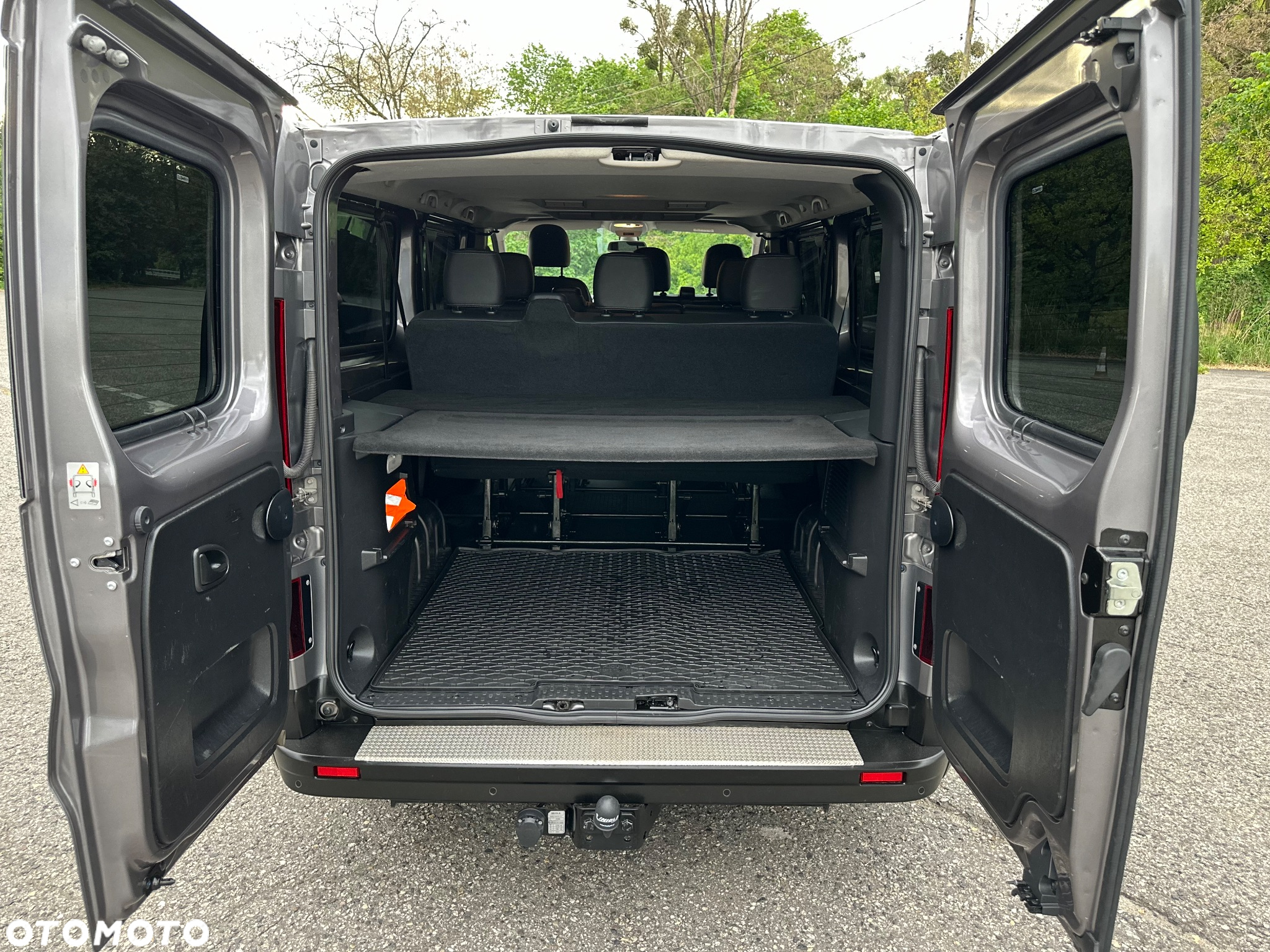 Renault Trafic Grand SpaceClass 2.0 dCi EDC - 25