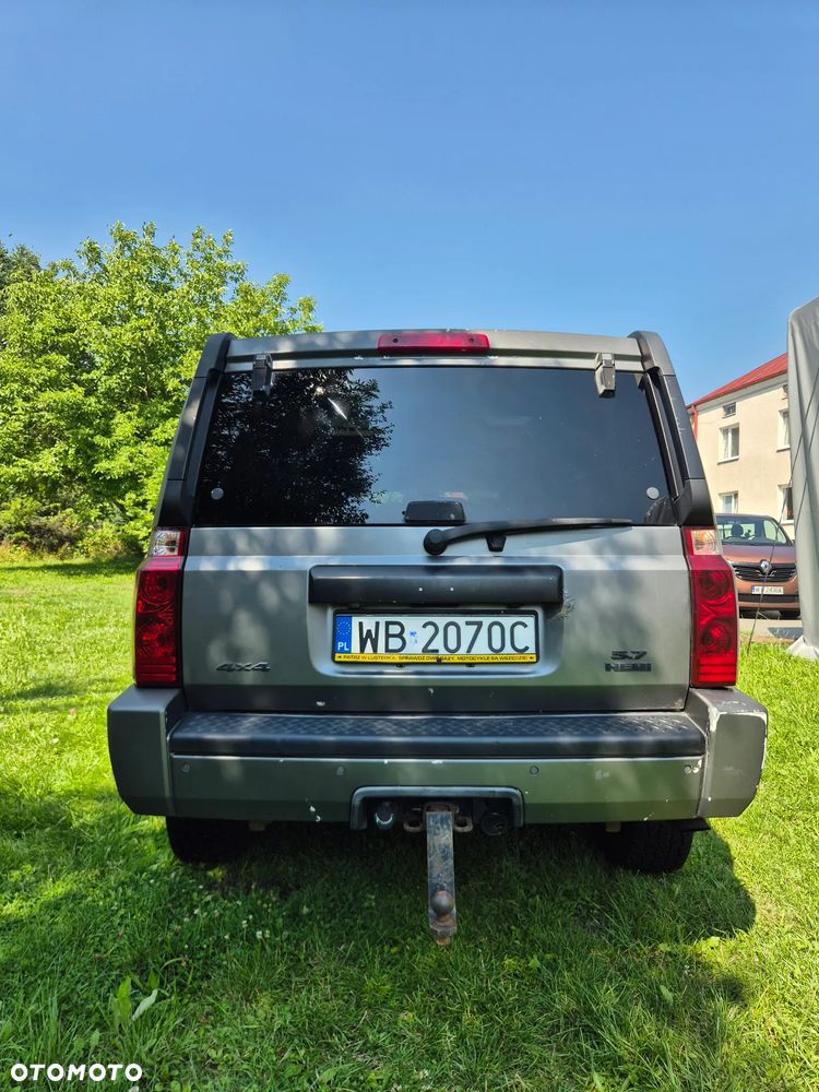 Jeep Commander - 3