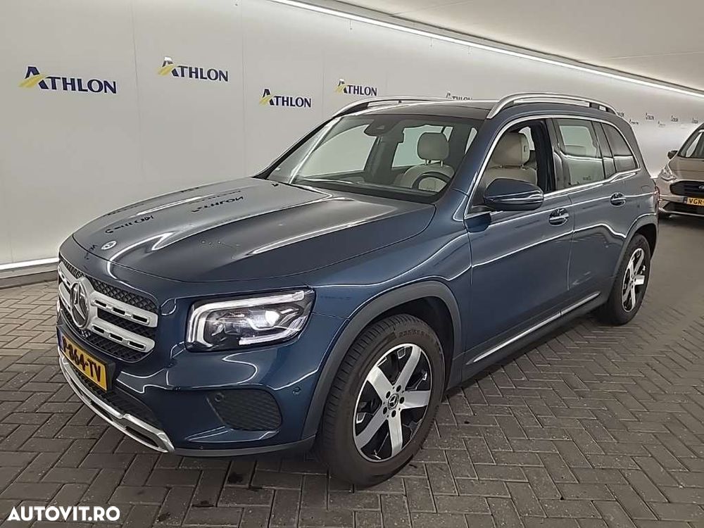 Mercedes-Benz GLB 200 7G-DCT Style - 3
