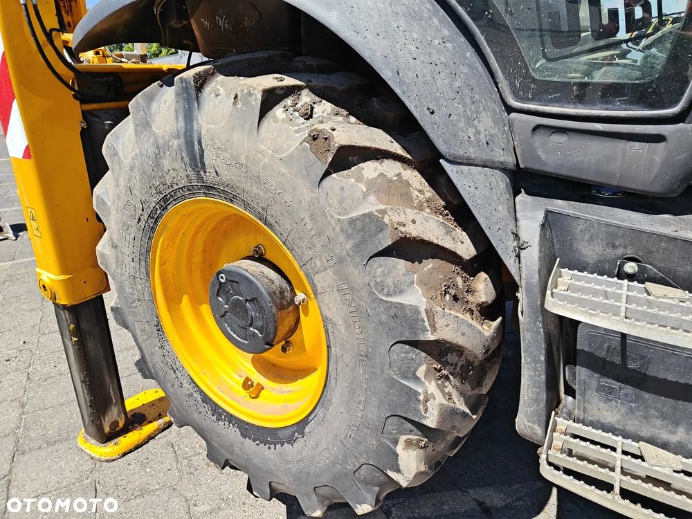 JCB 3CX - 11