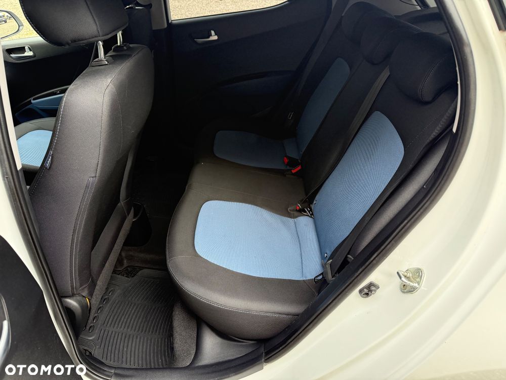 Hyundai i10 - 24