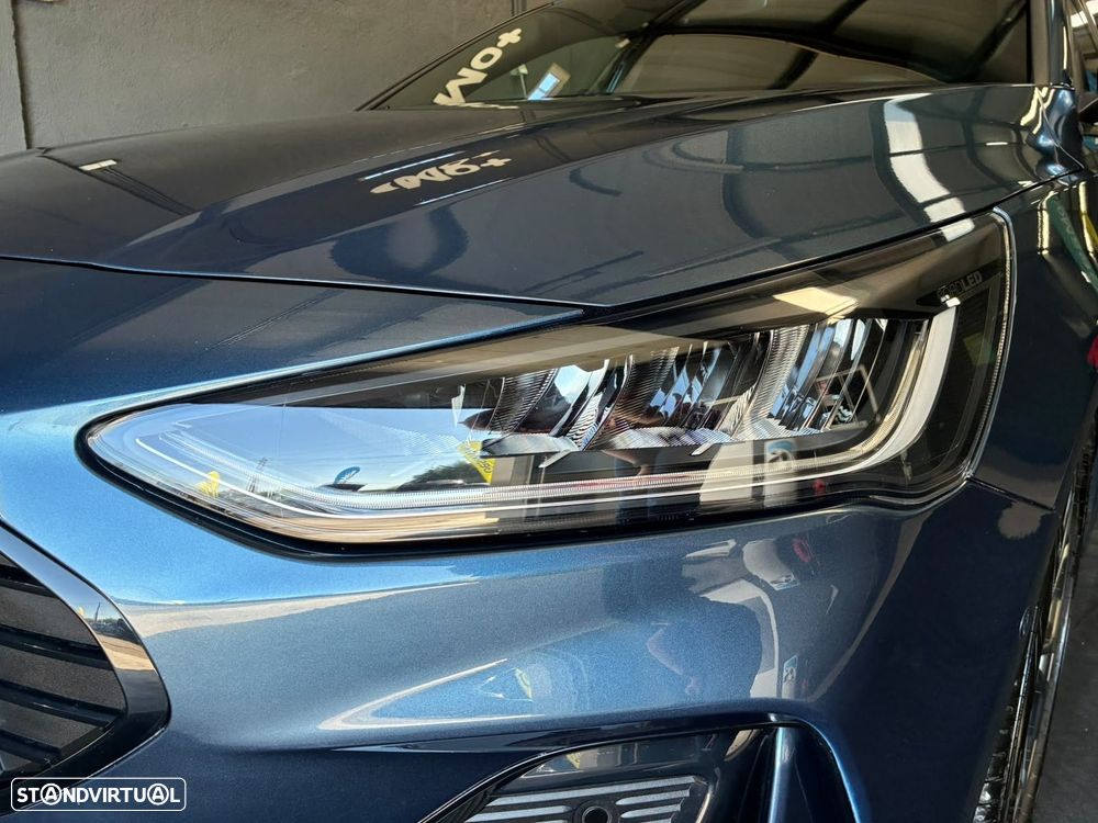 Ford Focus 1.0 EcoBoost MHEV ST-Line - 16
