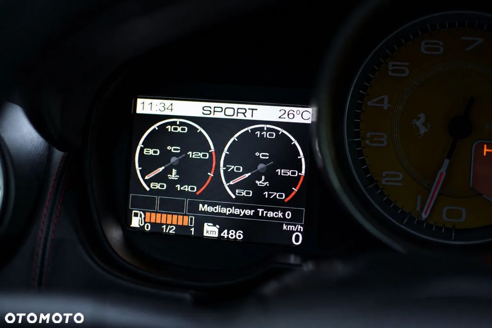 Ferrari California - 12
