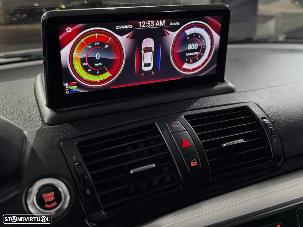 BMW 118 d Pack M - 12