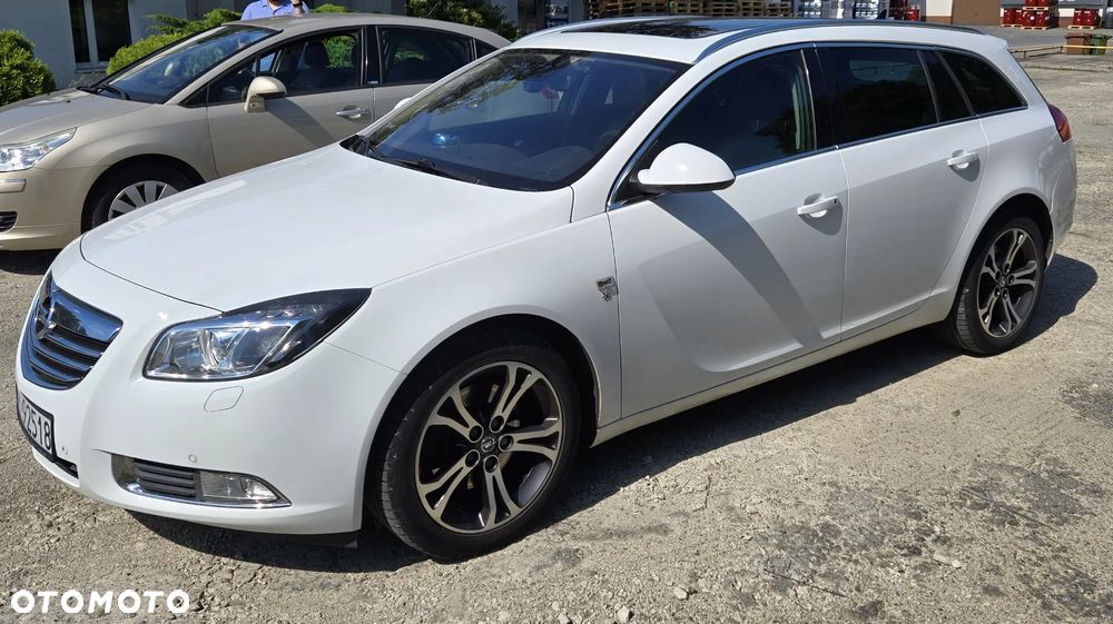Opel Insignia 2.0 CDTI Sports Tourer 4x4 - 2