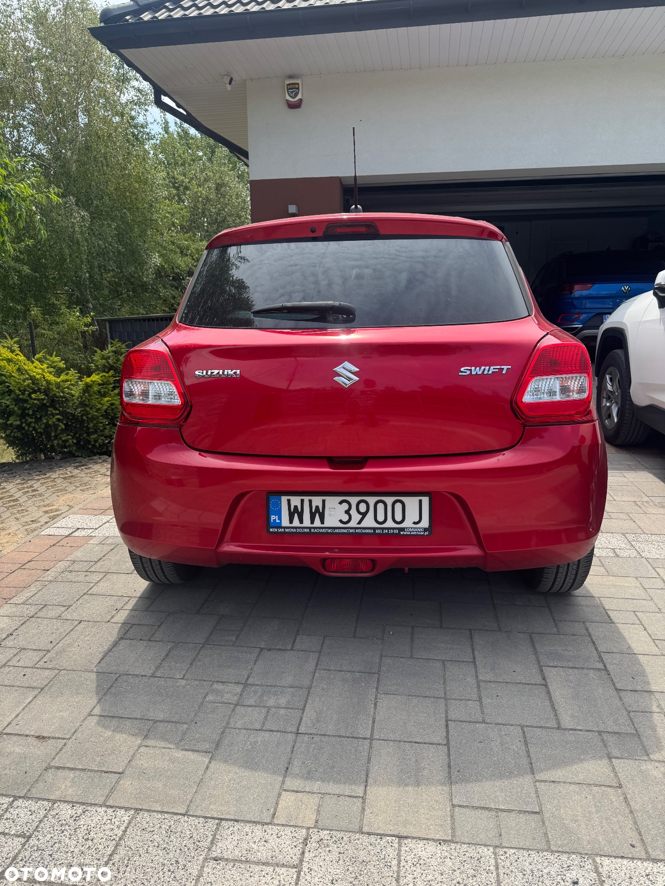 Suzuki Swift 1.2 Premium Plus CVT - 2
