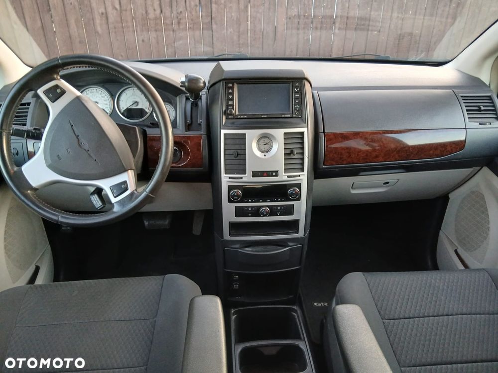Chrysler Grand Voyager 2.8 CRD Touring - 12