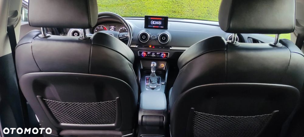 Audi A3 Sportback 2.0 TDI S tronic - 33