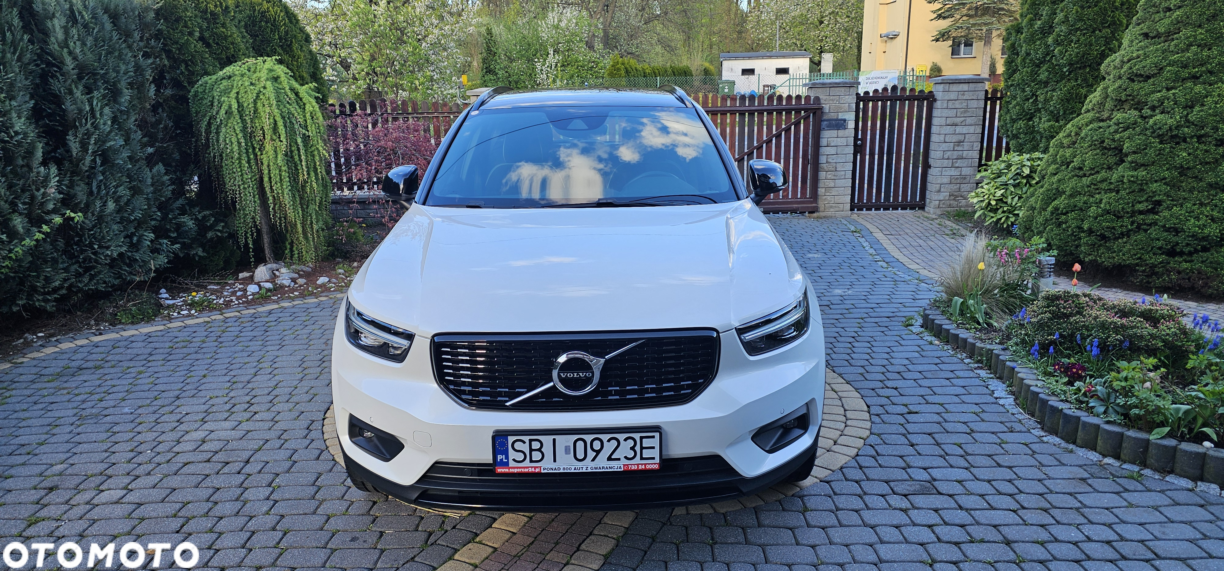 Volvo XC 40 T3 R-Design - 2