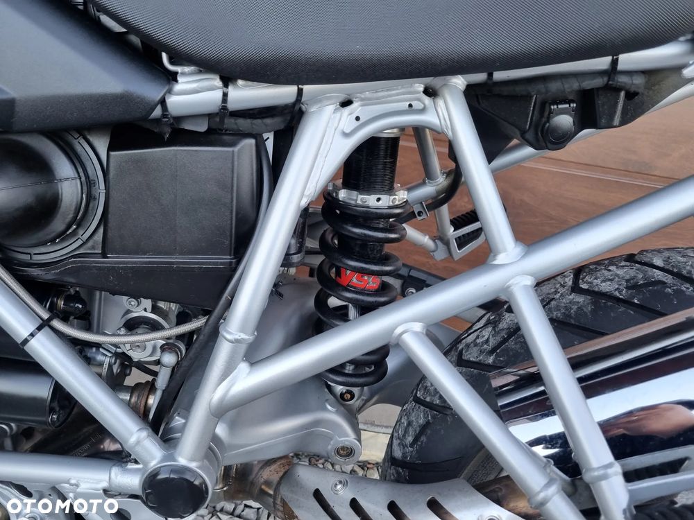 BMW R - 35