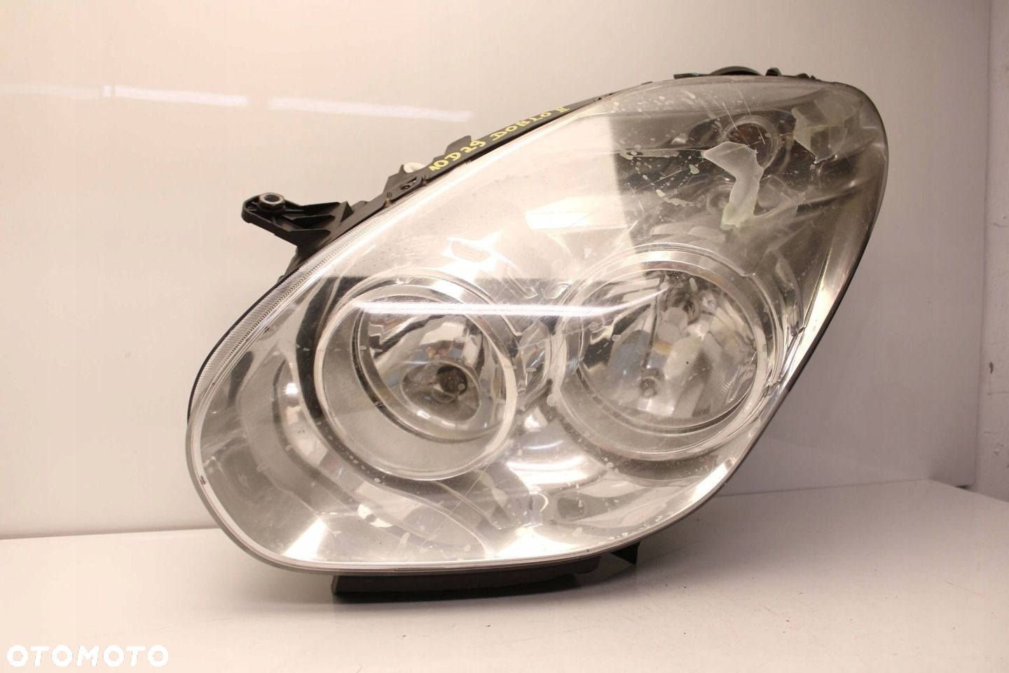 FIAT DOBLO II OPEL COMBO D 10R- REFLEKTOR LEWY LAMPA LEWA PRZEDNIA PRZÓD - 2