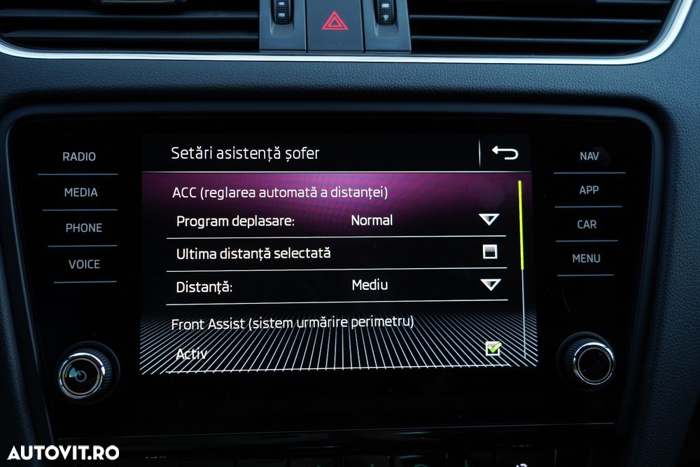 Skoda Octavia 2.0 TDI DSG Edition - 12
