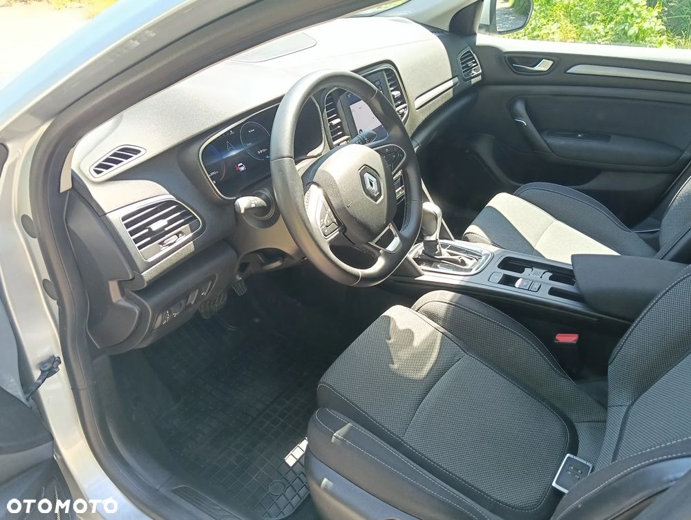 Renault Megane - 5