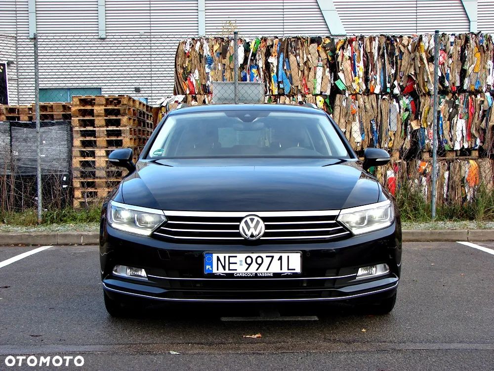 Volkswagen Passat - 15