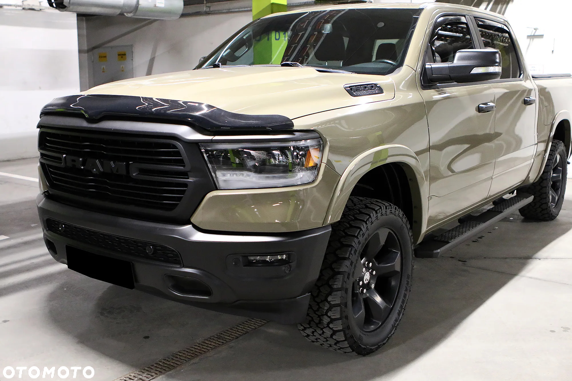 Dodge RAM 1500 5.7 4x4 - 8