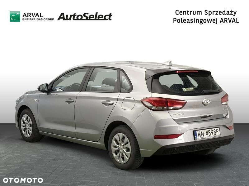 Hyundai i30 1.5 DPI Classic + - 4