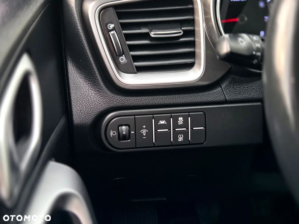 Kia Ceed 1.0 T-GDI M - 33