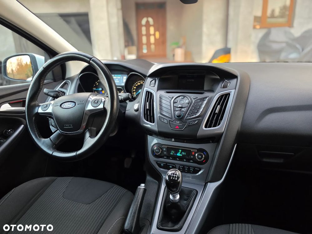 Ford Focus - 27