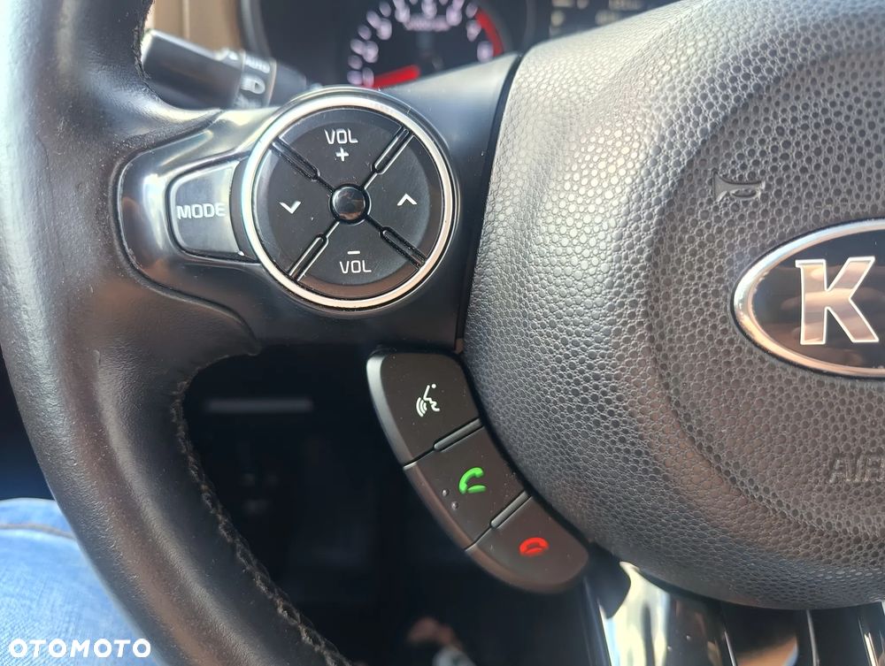 Kia Soul 1.6 GDI Dream-Team Edition - 29