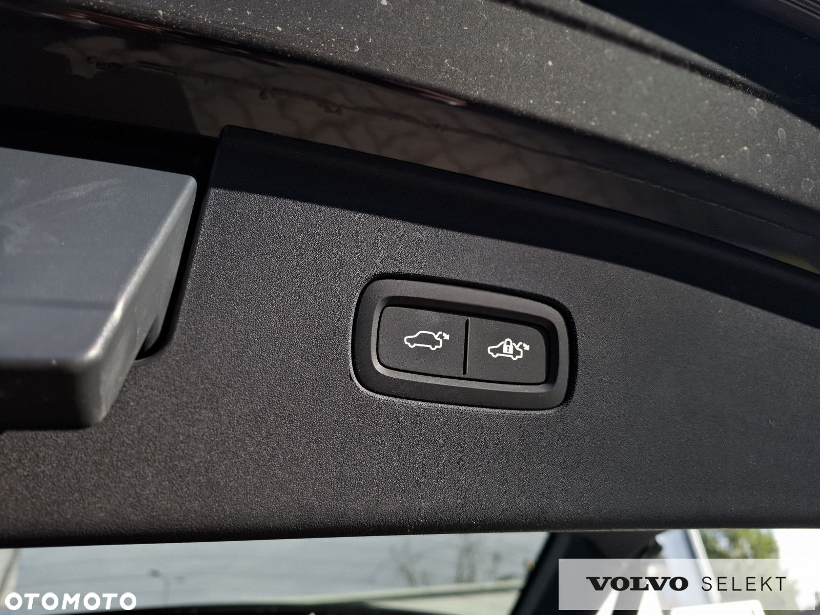 Volvo EX90 - 38