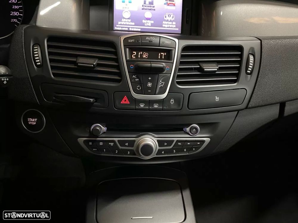 Renault Laguna 1.5 dCi Black Line - 13