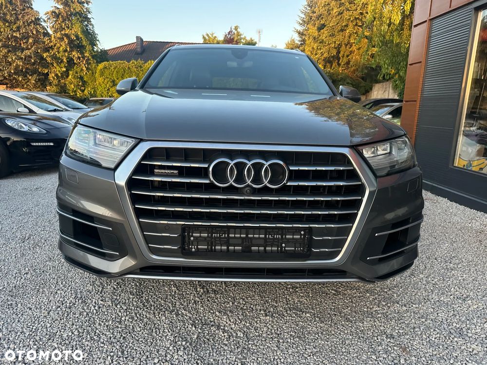 Audi Q7 3.0 TFSI Quattro Tiptronic - 5