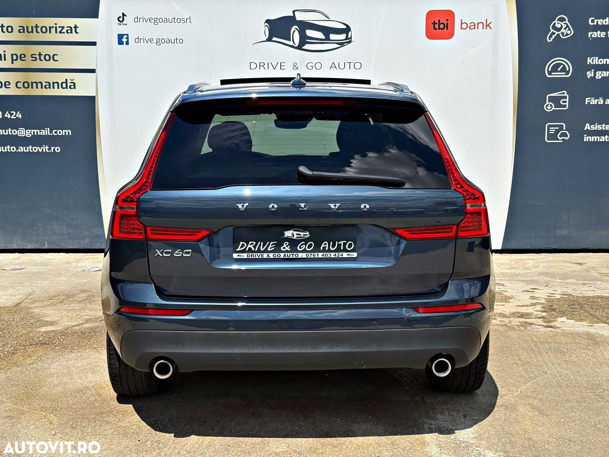 Volvo XC 60 T8 Twin Engine AWD Momentum Pro - 4