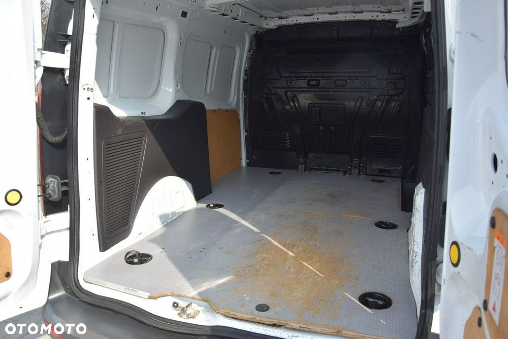 Ford Transit Connect - 14