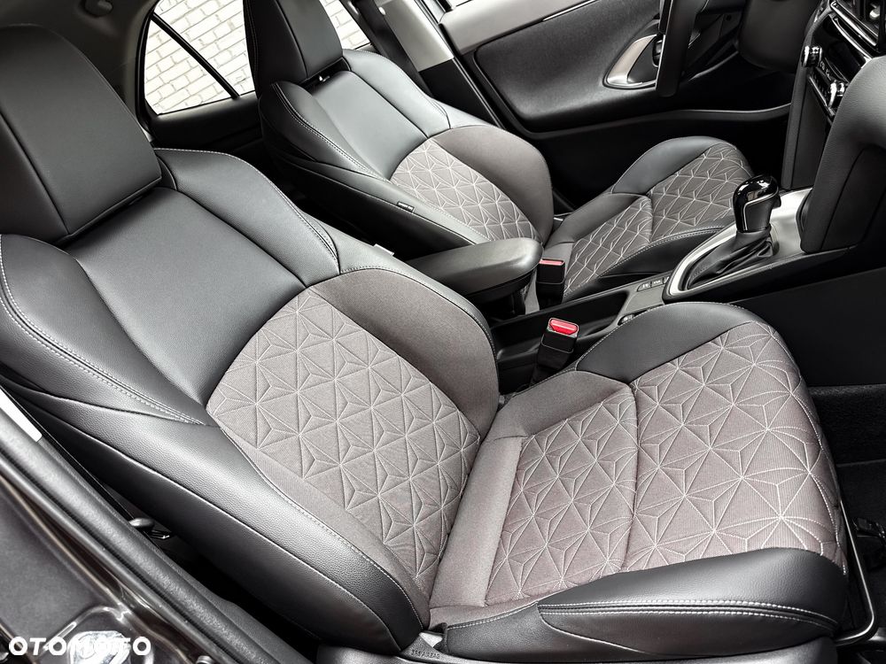 Toyota Yaris Cross Hybrid 1.5 Executive - 38