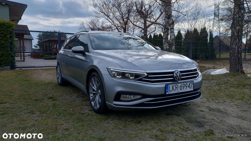 Volkswagen Passat 2.0 TDI Elegance DSG - 2