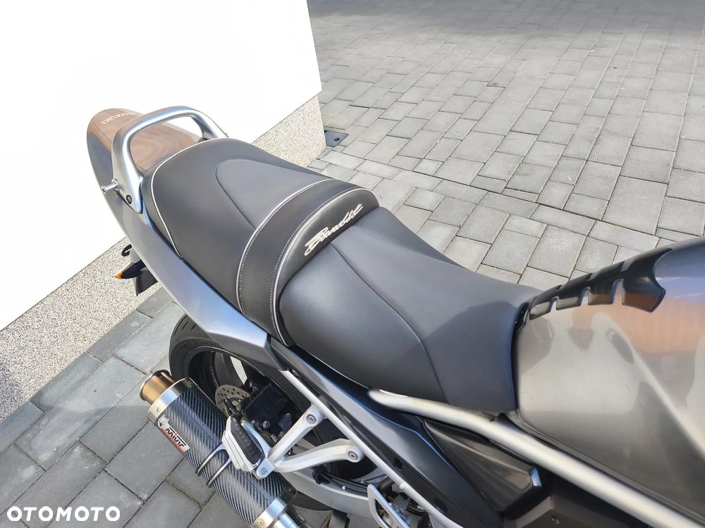 Suzuki Bandit - 22