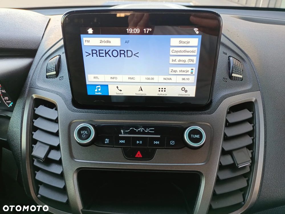 Ford Transit Connect - 26