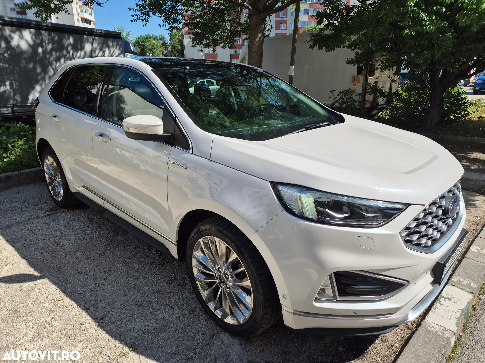 Ford Edge 2.0 Panther A8 AWD Vignale - 2