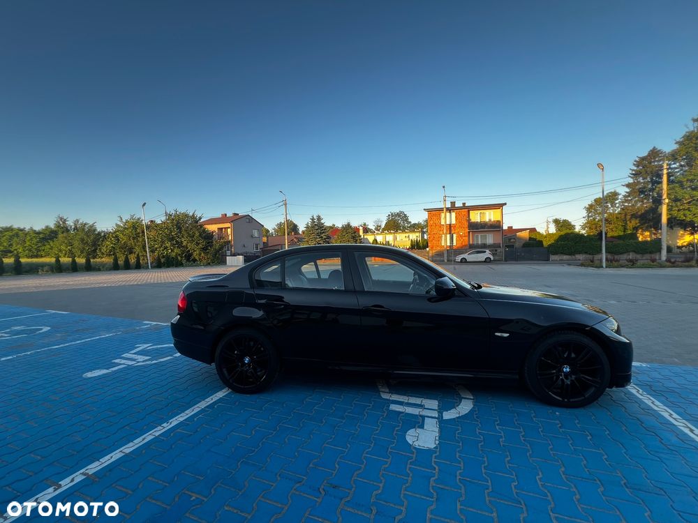 BMW Seria 3 320d - 6