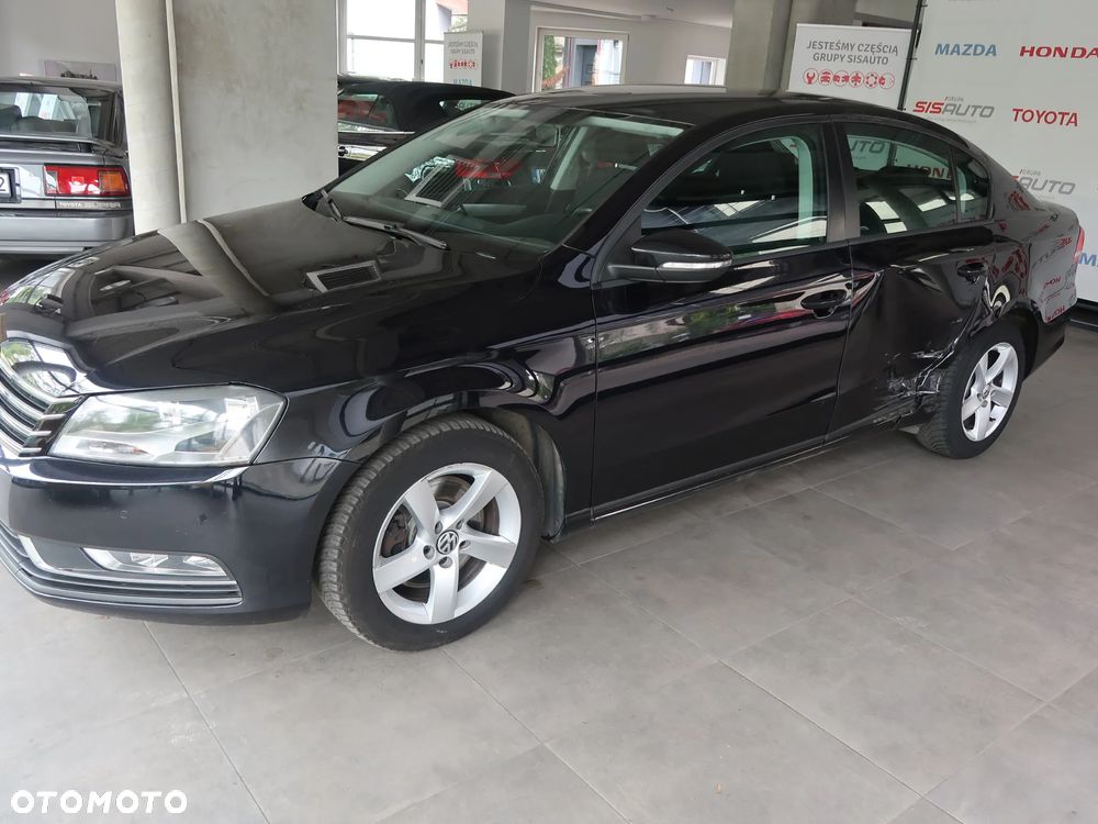 Volkswagen Passat 1.4 TSI BMT Comfortline - 28